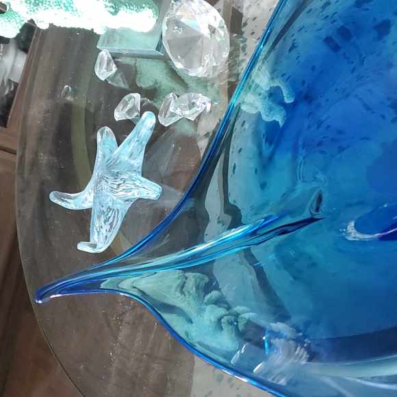 Blue Glass Dish - Picture 3 of 5